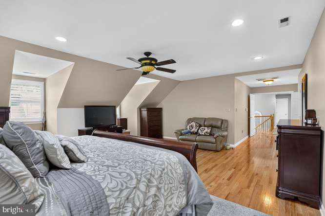 7919 BRACKSFORD COURT