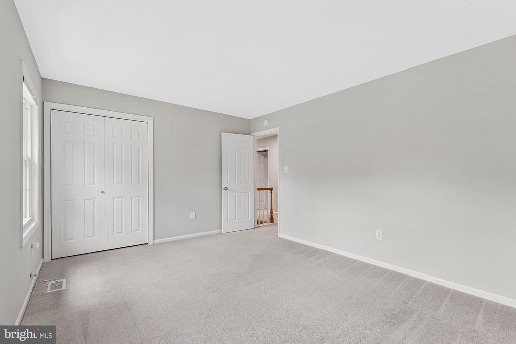 8422 BLEVINS WAY CT