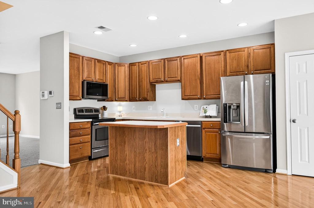2461 ROLLING PLAINS DRIVE
