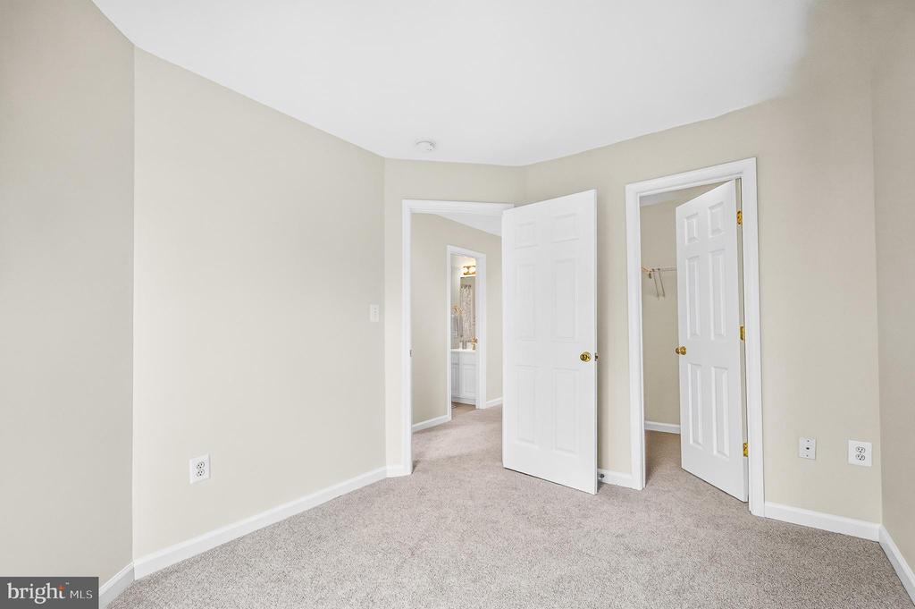 2461 ROLLING PLAINS DRIVE