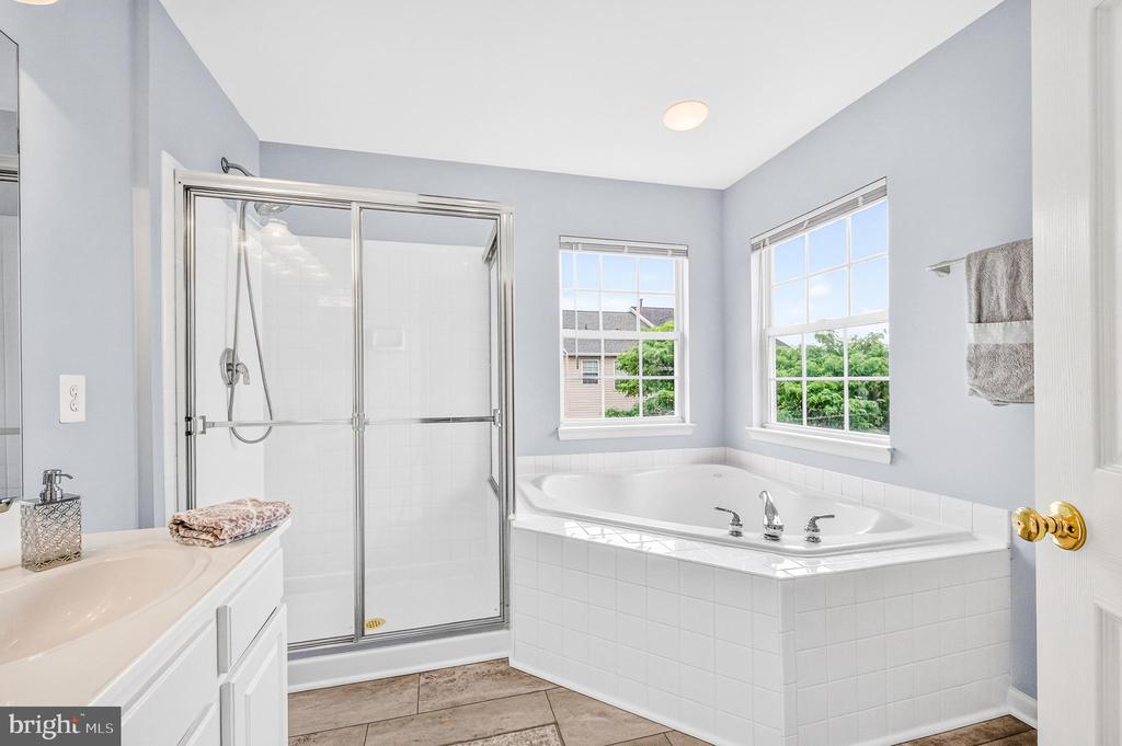 2461 ROLLING PLAINS DRIVE
