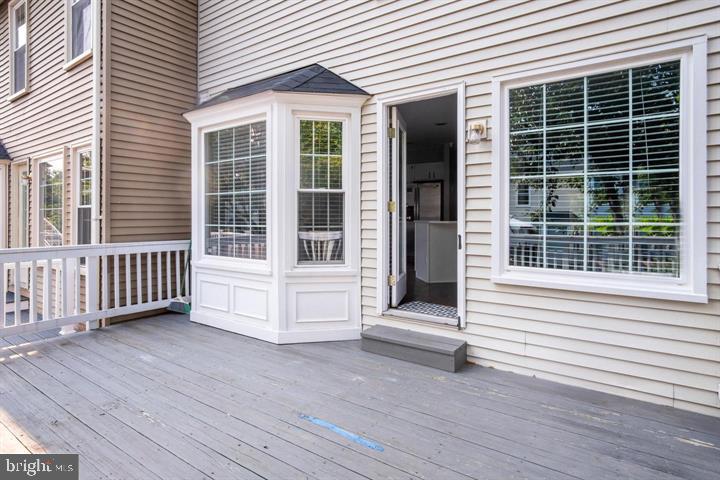 7439 HEATHERFIELD LANE