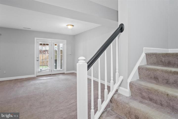 7439 HEATHERFIELD LANE