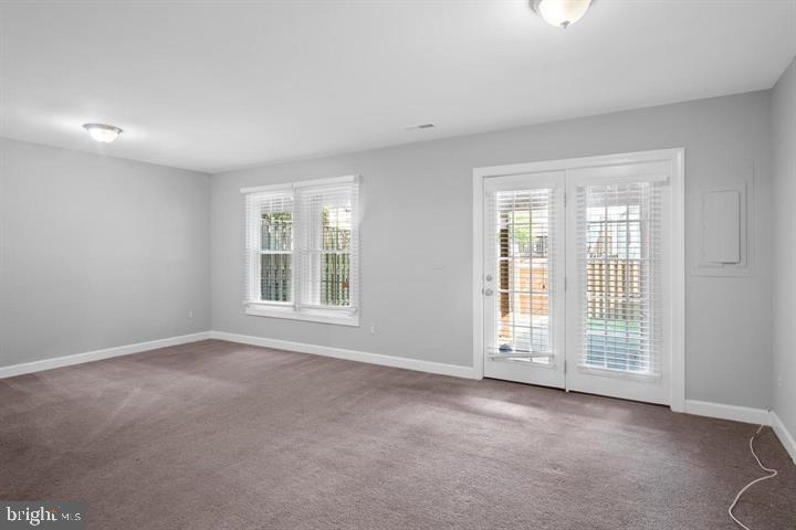 7439 HEATHERFIELD LANE