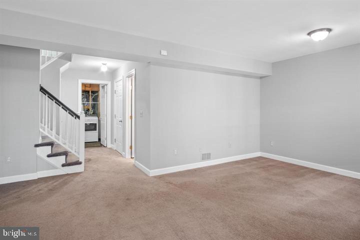 7439 HEATHERFIELD LANE