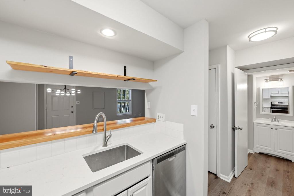 14352 HAVENER HOUSE COURT