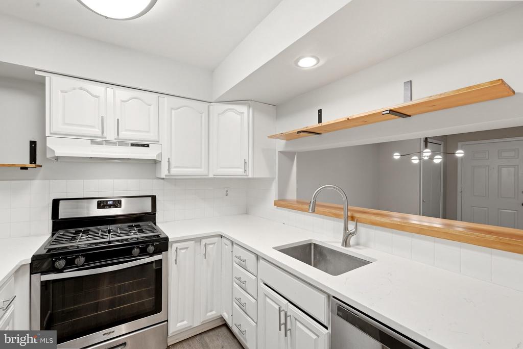 14352 HAVENER HOUSE COURT
