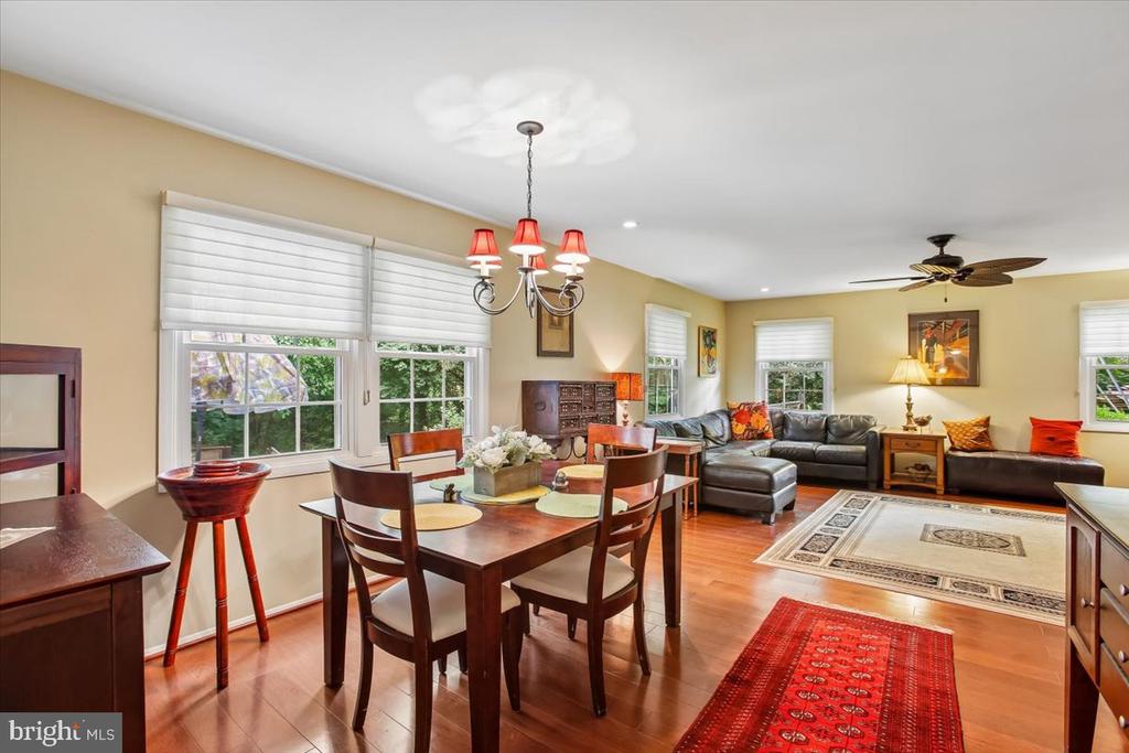 12912 MOUNT ROYAL LANE