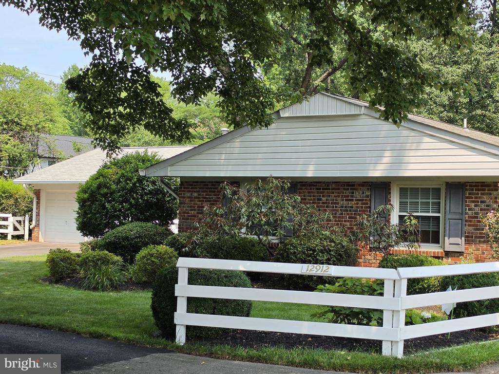 12912 MOUNT ROYAL LANE