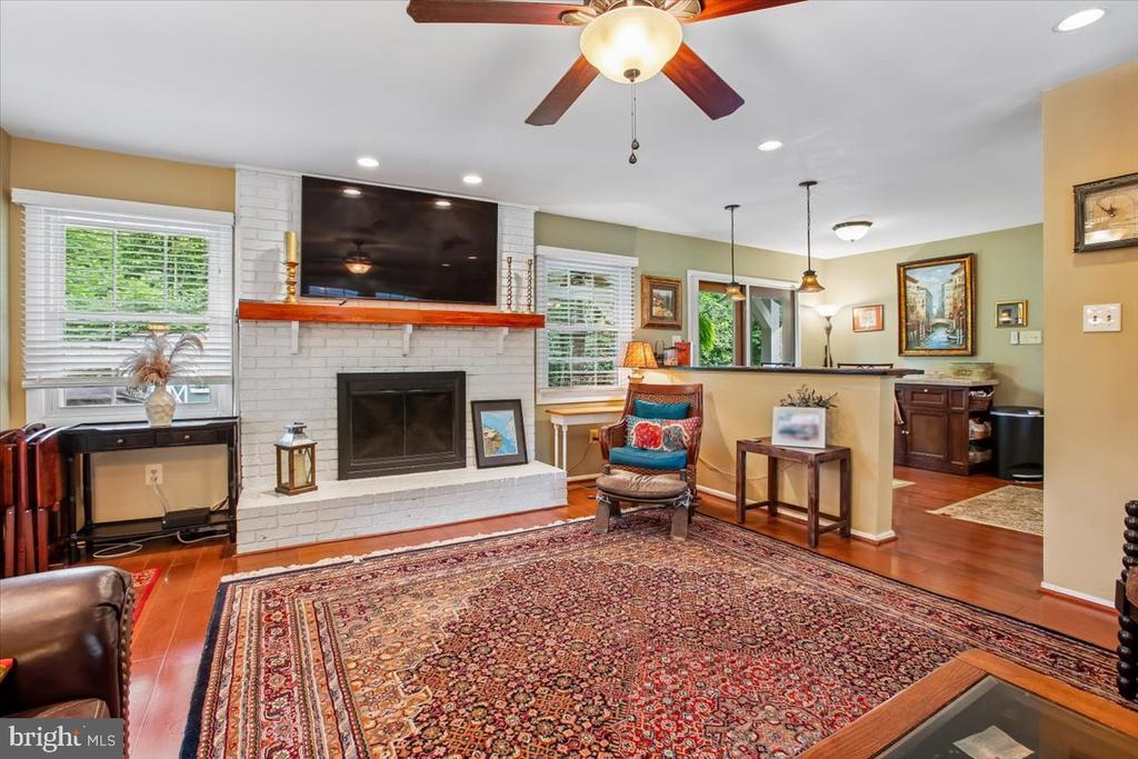 12912 MOUNT ROYAL LANE