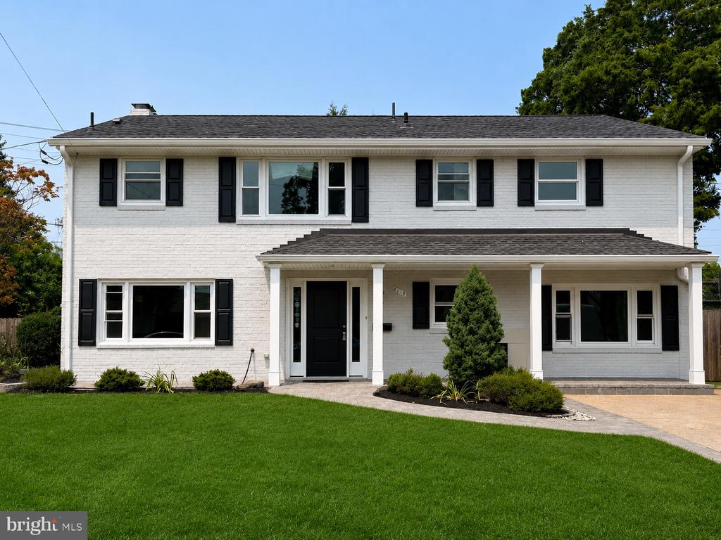 8118 AINSWORTH
