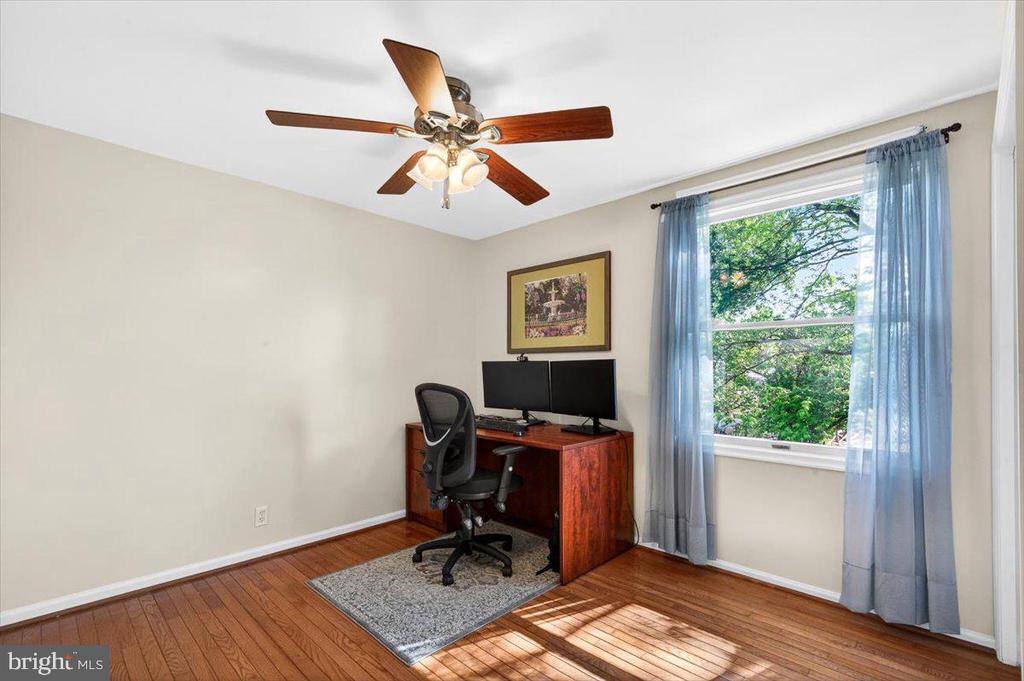 3894 PLUM RUN COURT