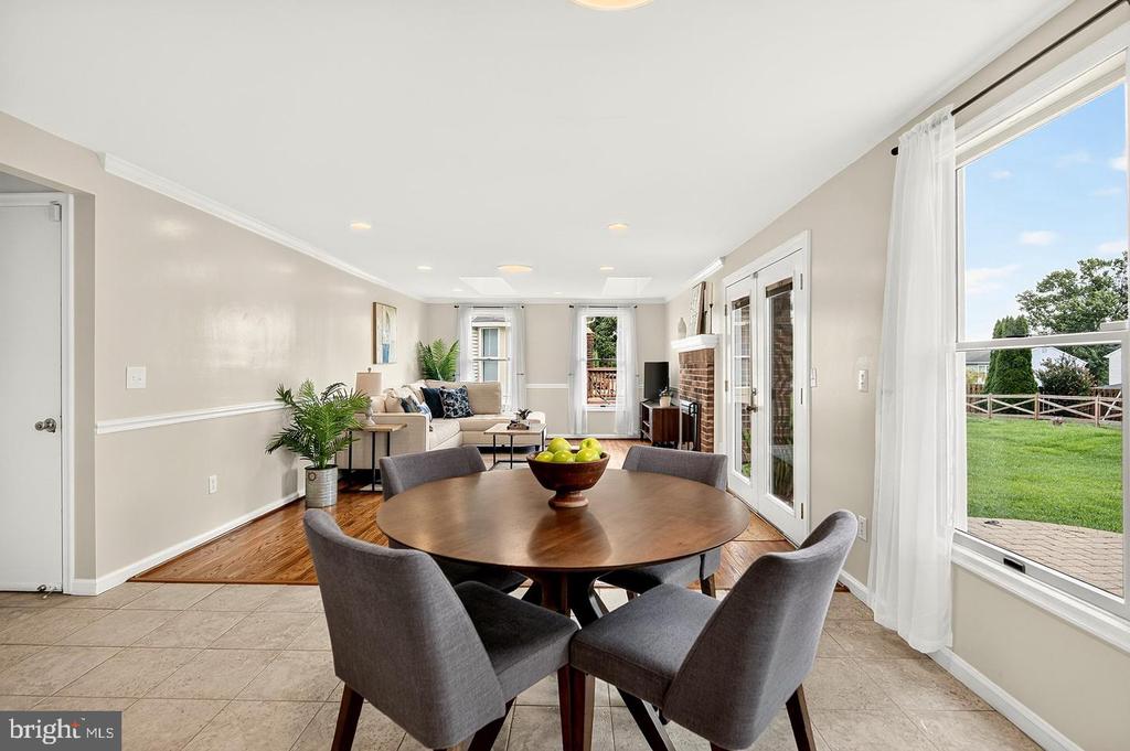 3894 PLUM RUN COURT