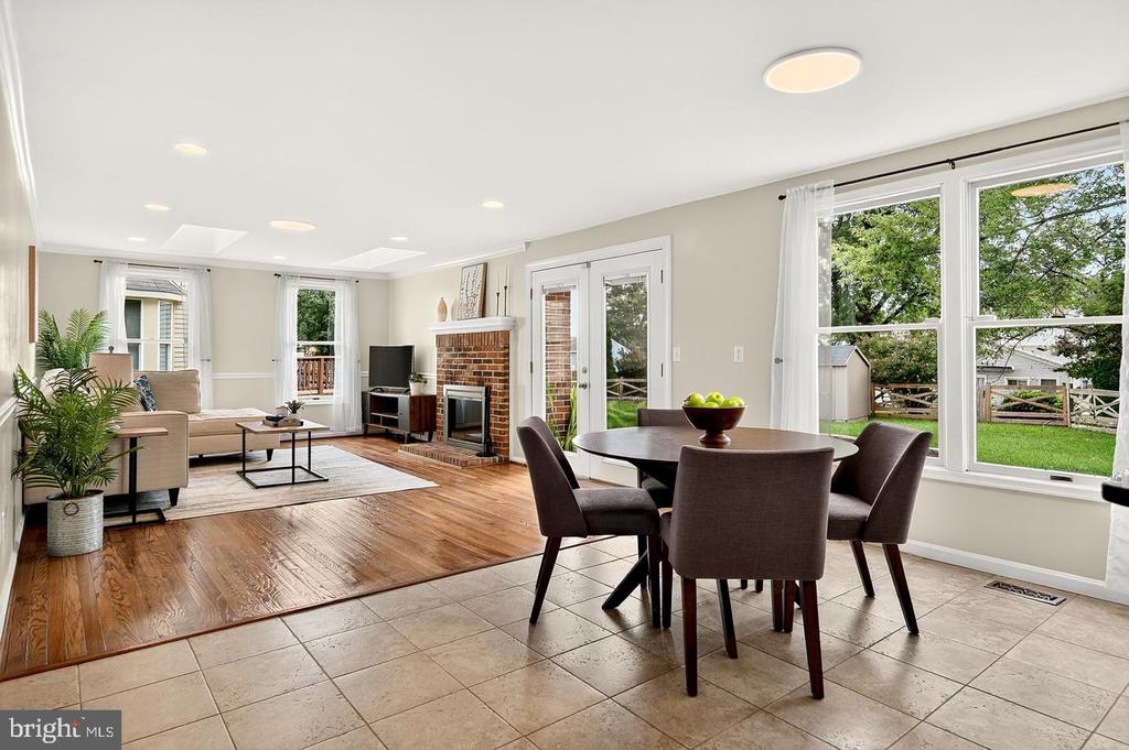 3894 PLUM RUN COURT