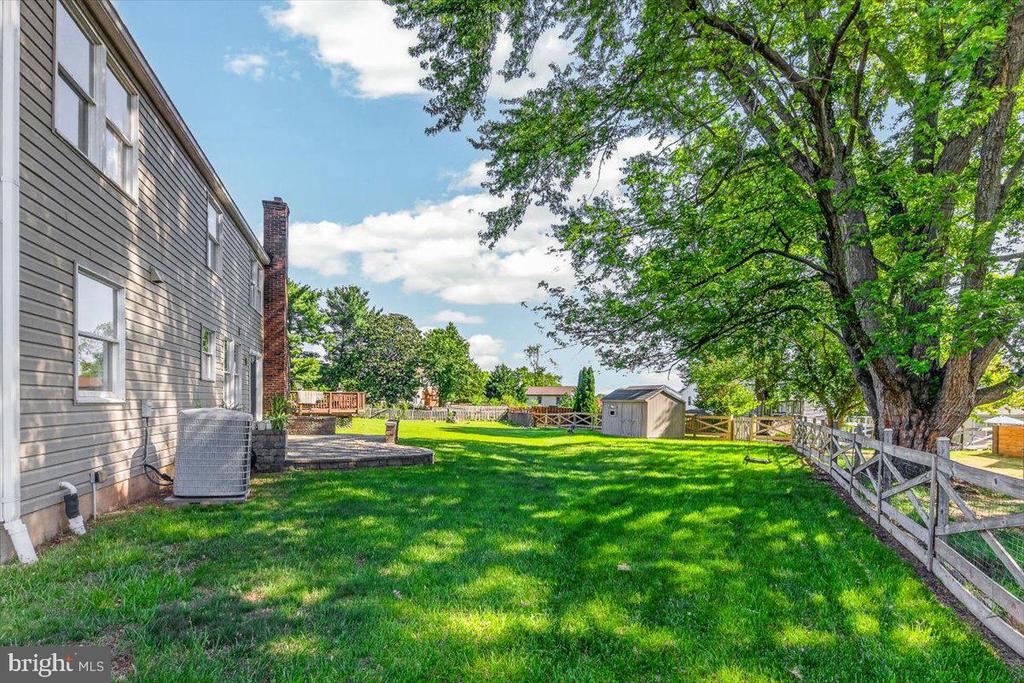 3894 PLUM RUN COURT
