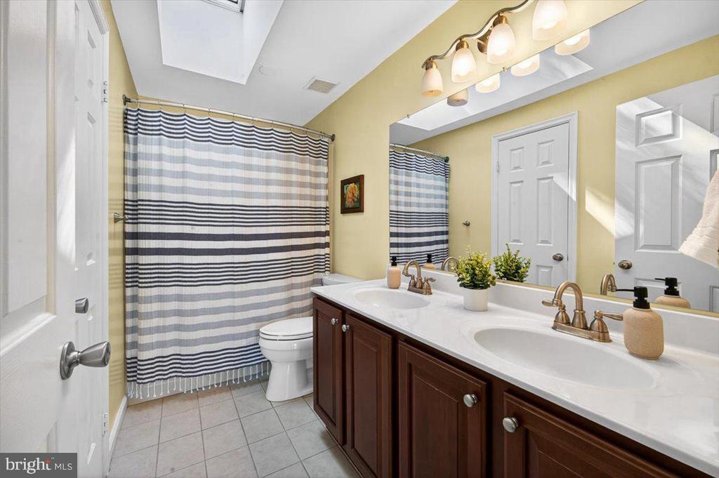 3894 PLUM RUN COURT