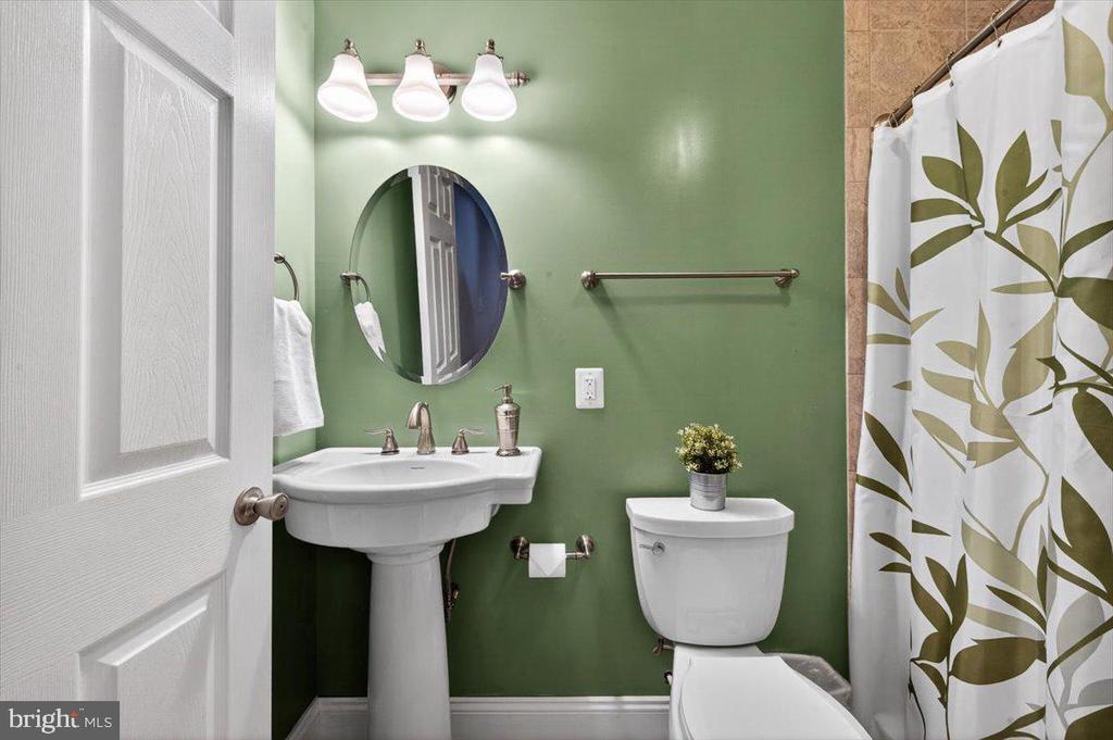 3894 PLUM RUN COURT