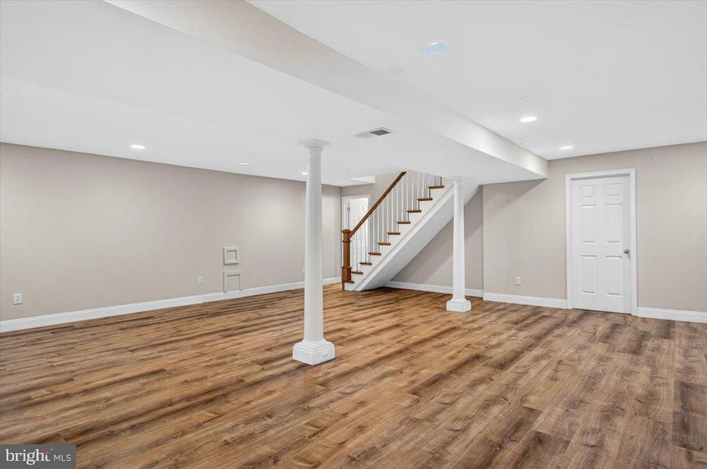 3894 PLUM RUN COURT