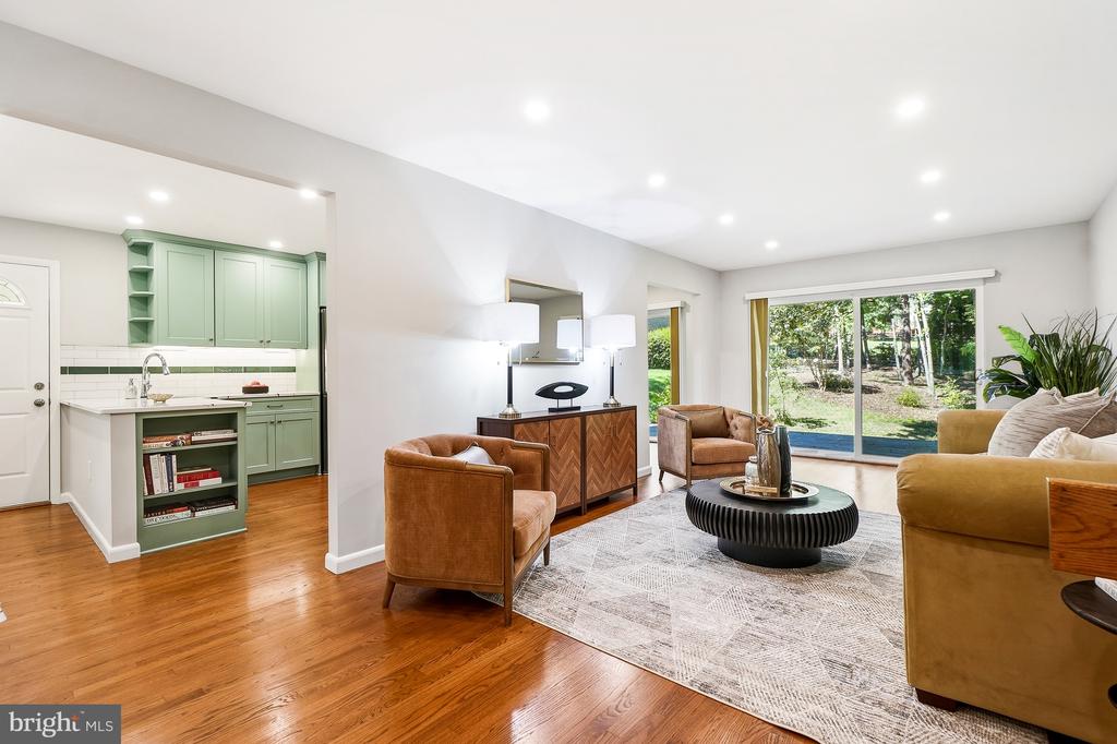 11005 RING ROAD