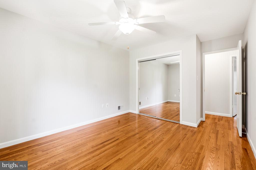 11005 RING ROAD