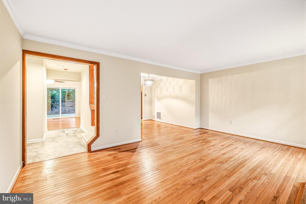 11525 PINE CONE COURT