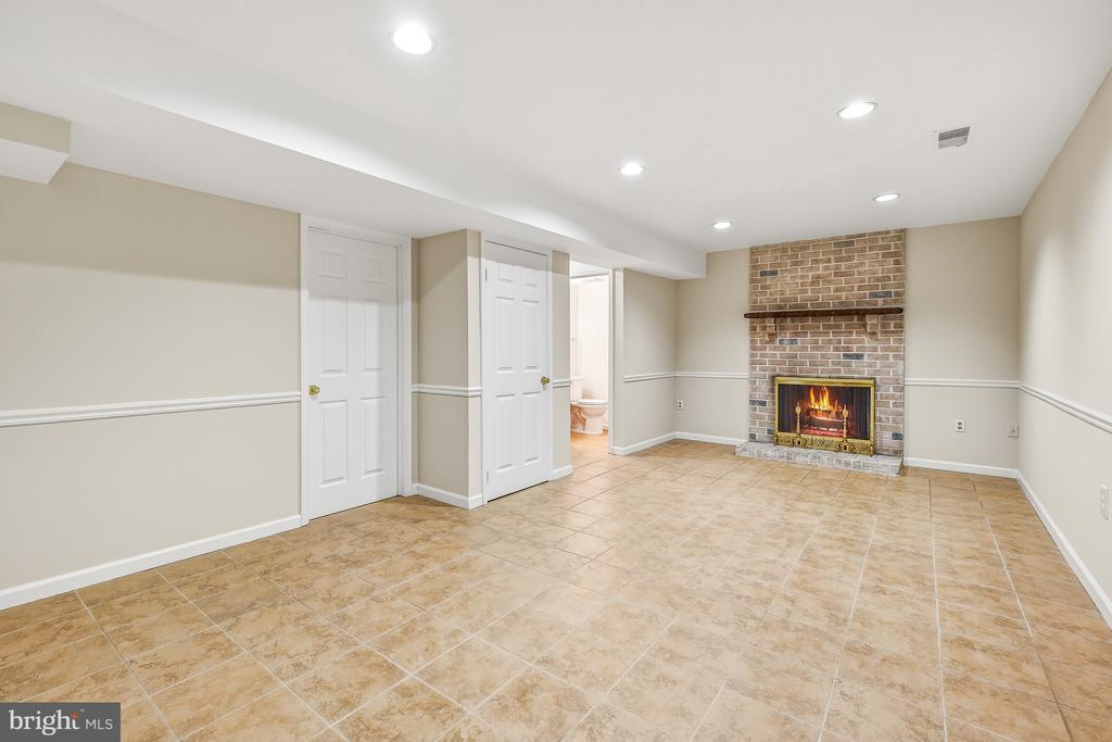 11525 PINE CONE COURT