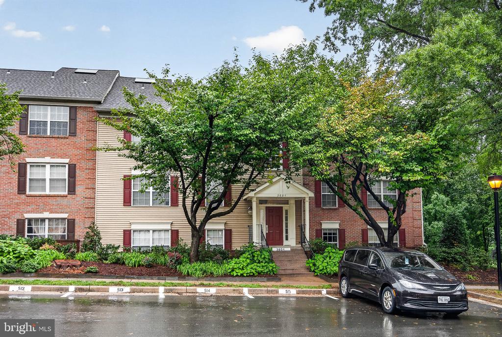 3804 GREEN RIDGE COURT Unit: 102