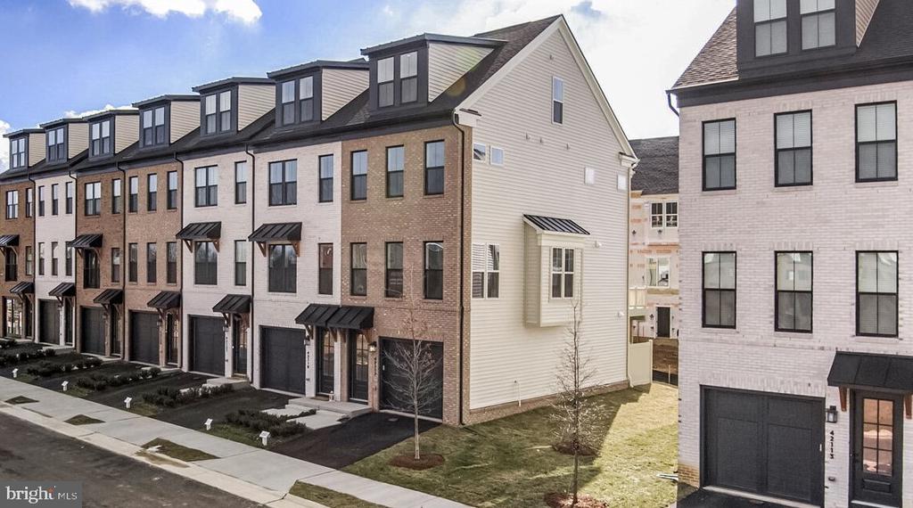 42117 HAZEL GROVE TR
