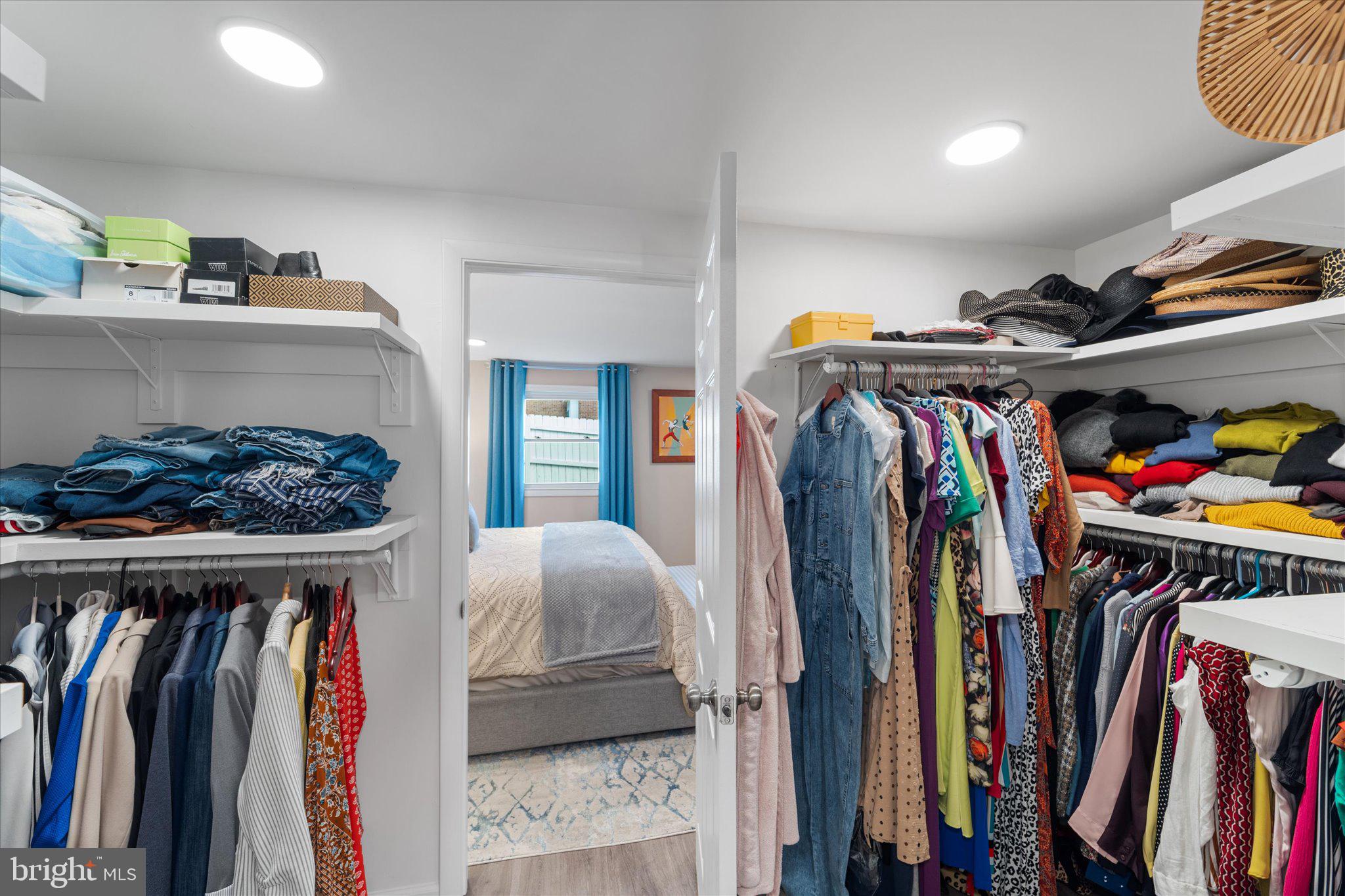 20234 BROAD RUN DRIVE