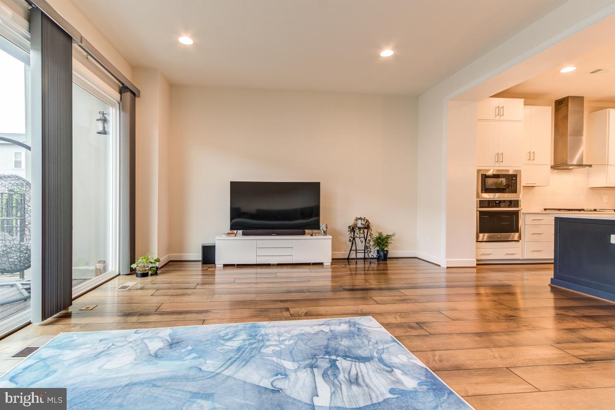 42287 IMPERVIOUS TERRACE