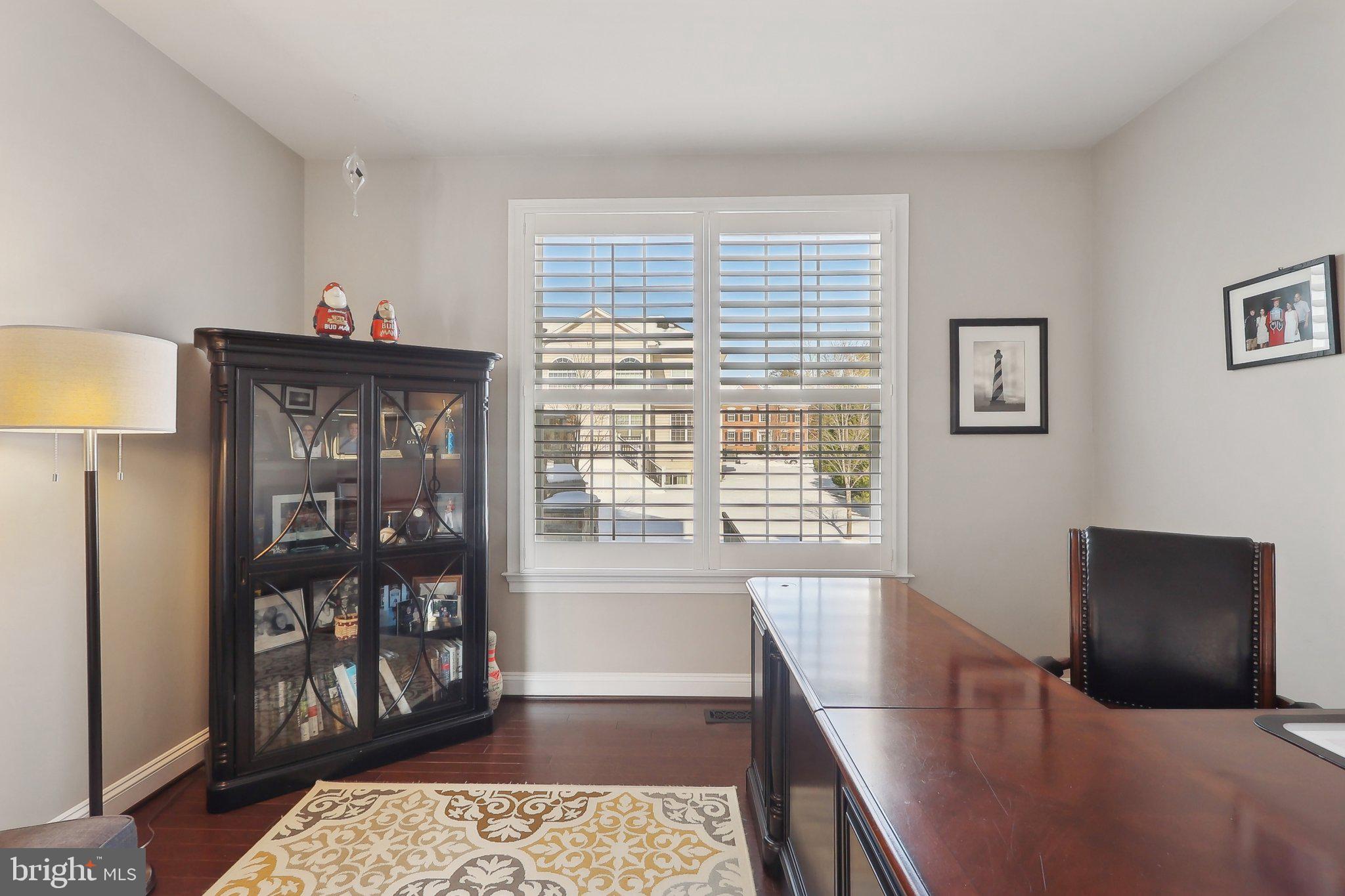 2204 SPIRIT COURT NE