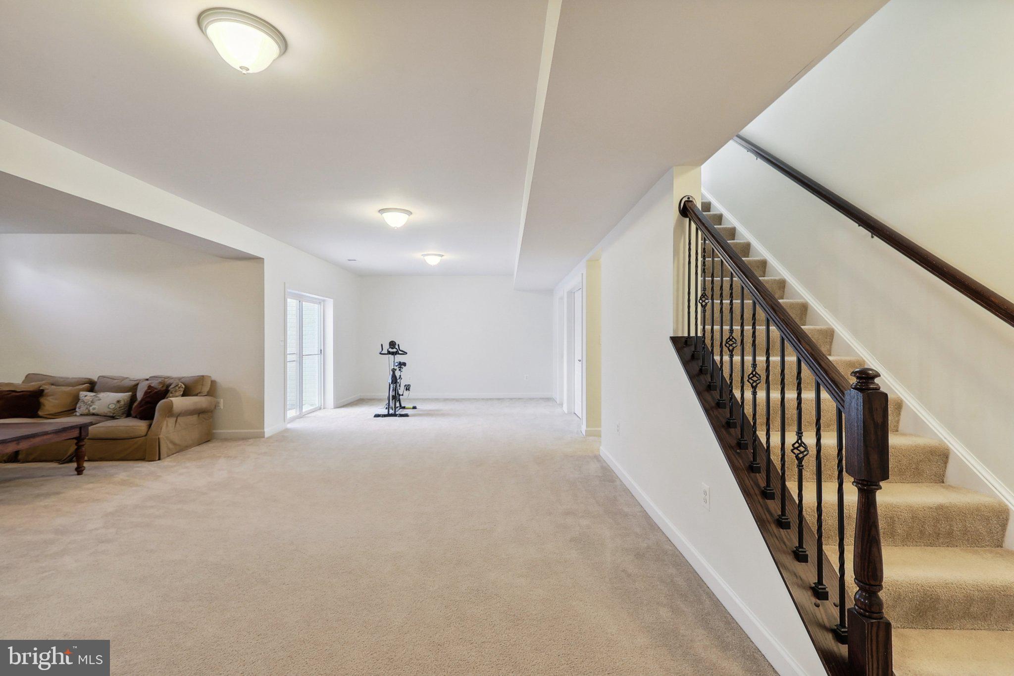 2204 SPIRIT COURT NE