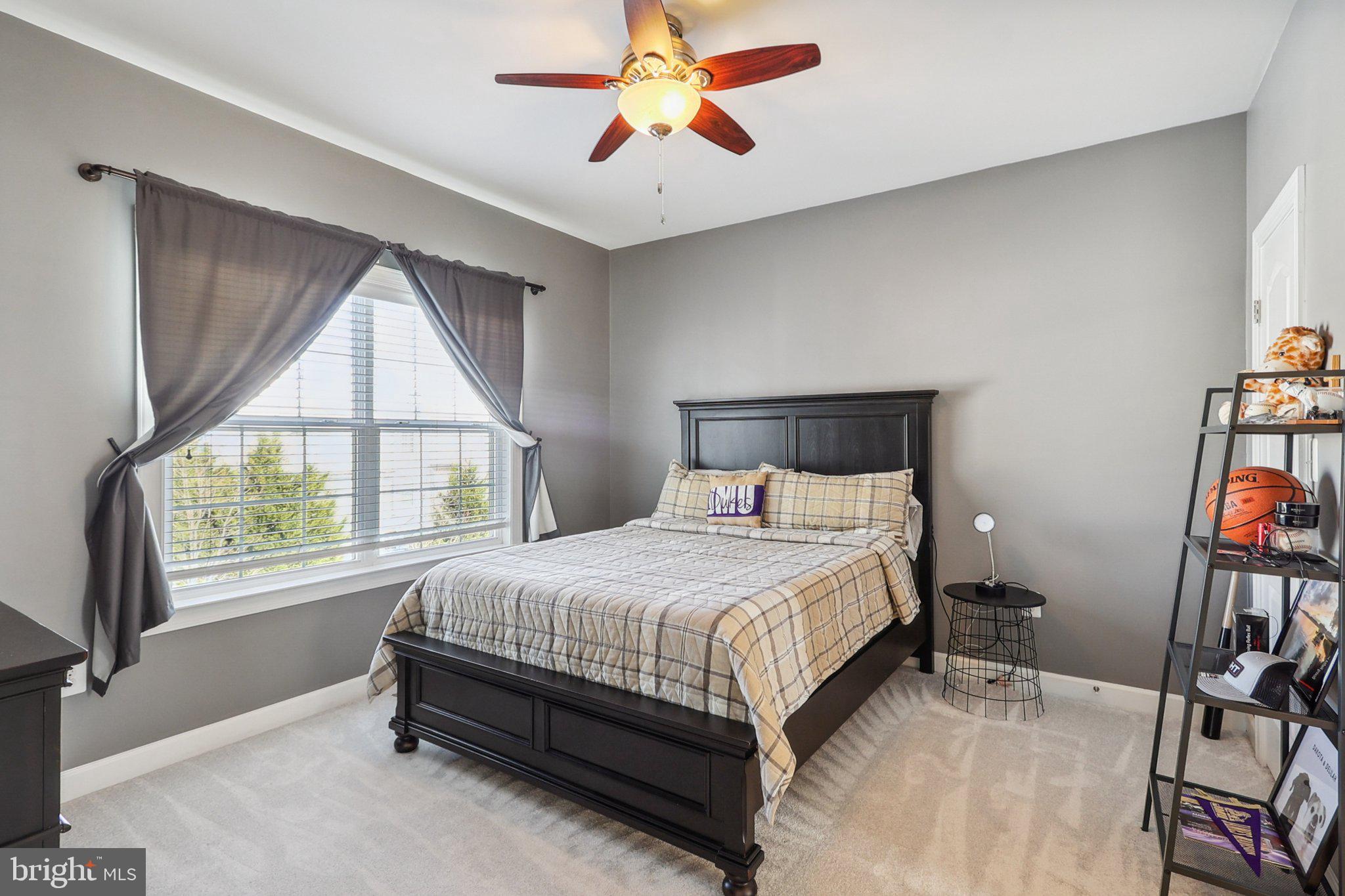 2204 SPIRIT COURT NE