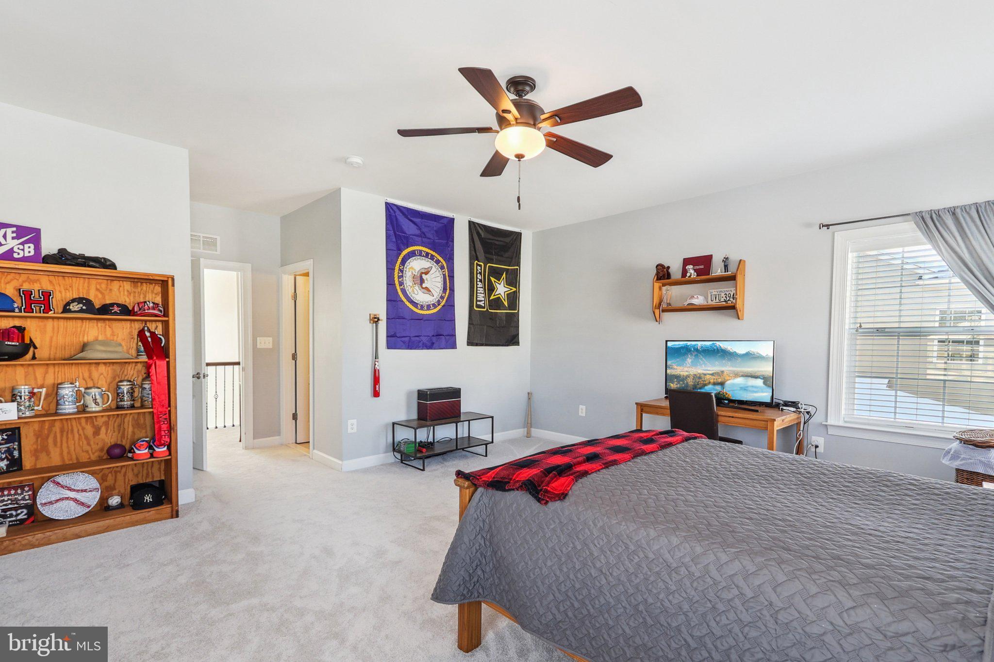 2204 SPIRIT COURT NE