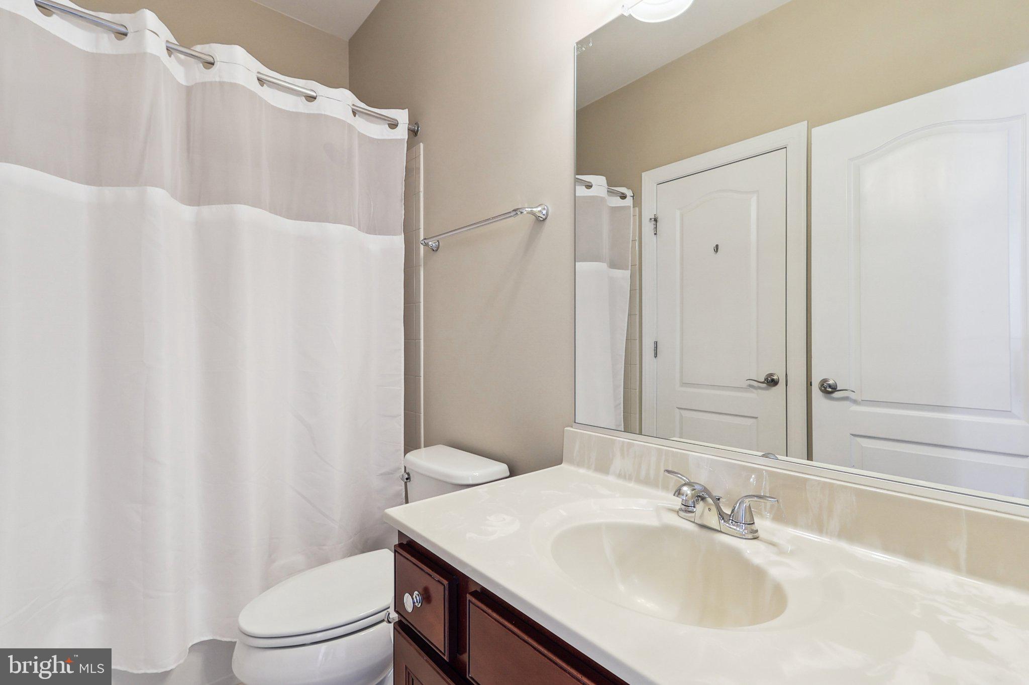 2204 SPIRIT COURT NE