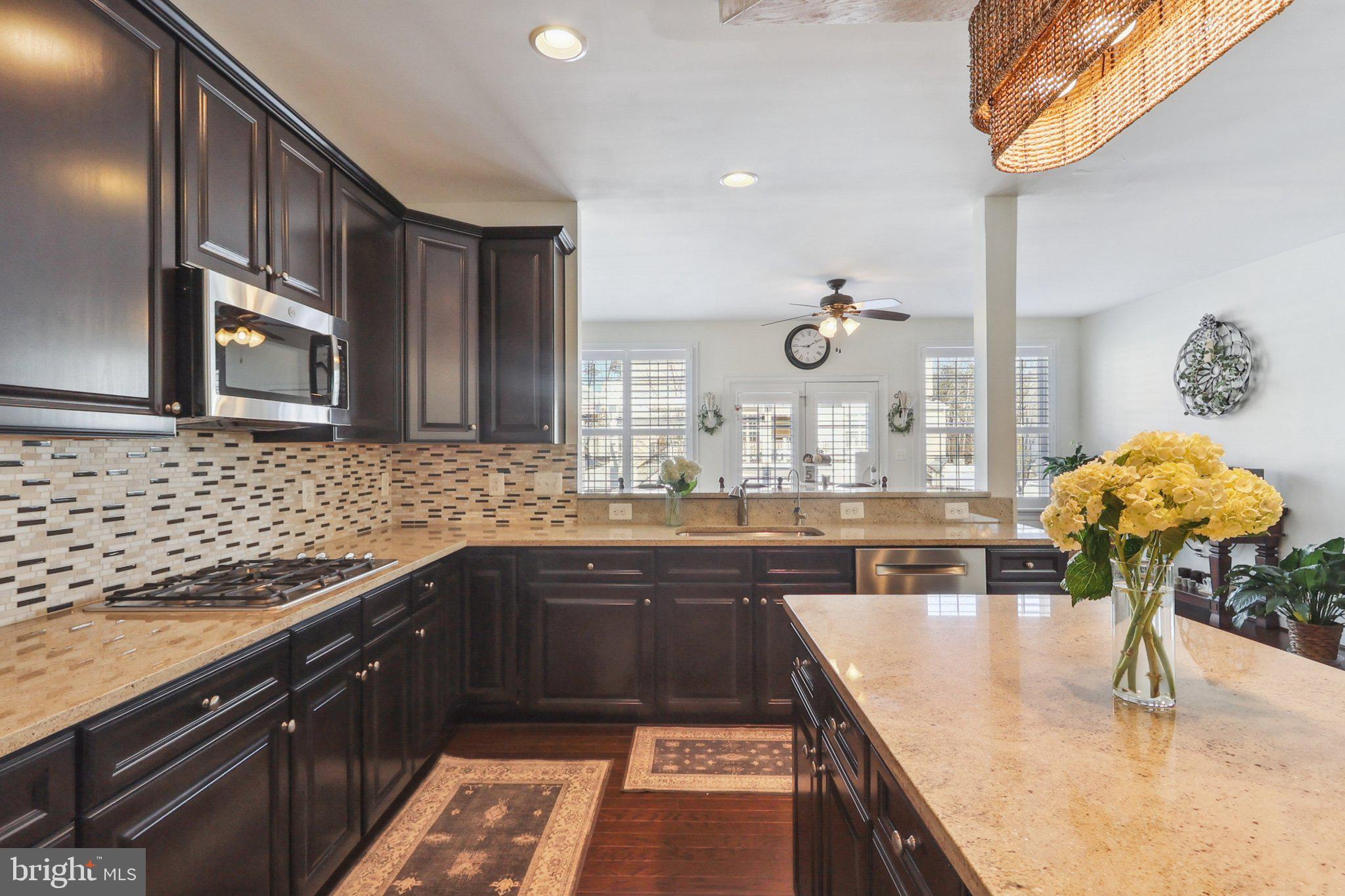 2204 SPIRIT COURT NE