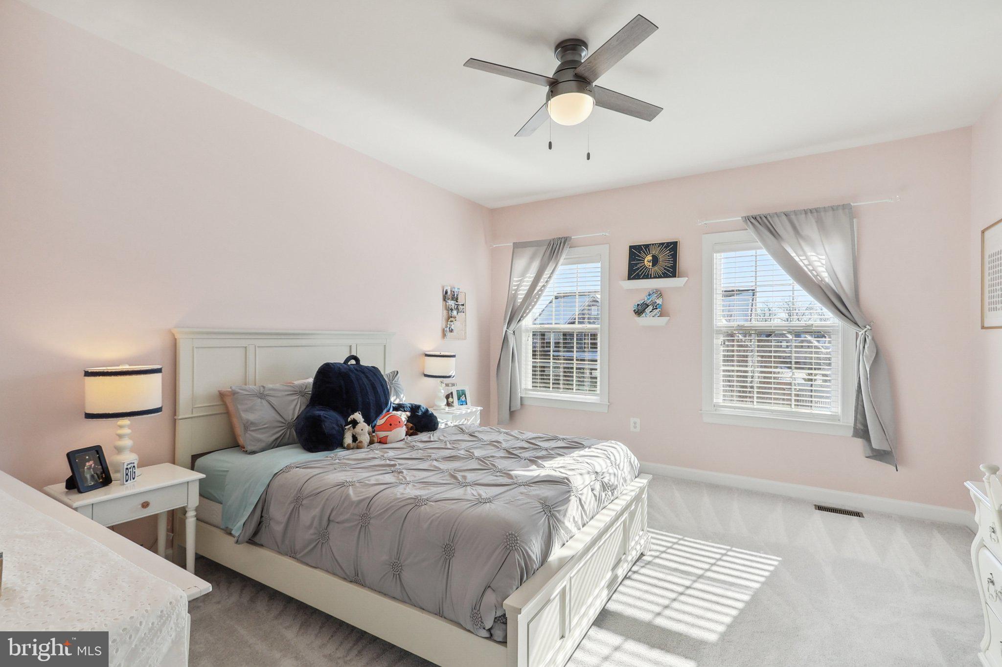 2204 SPIRIT COURT NE