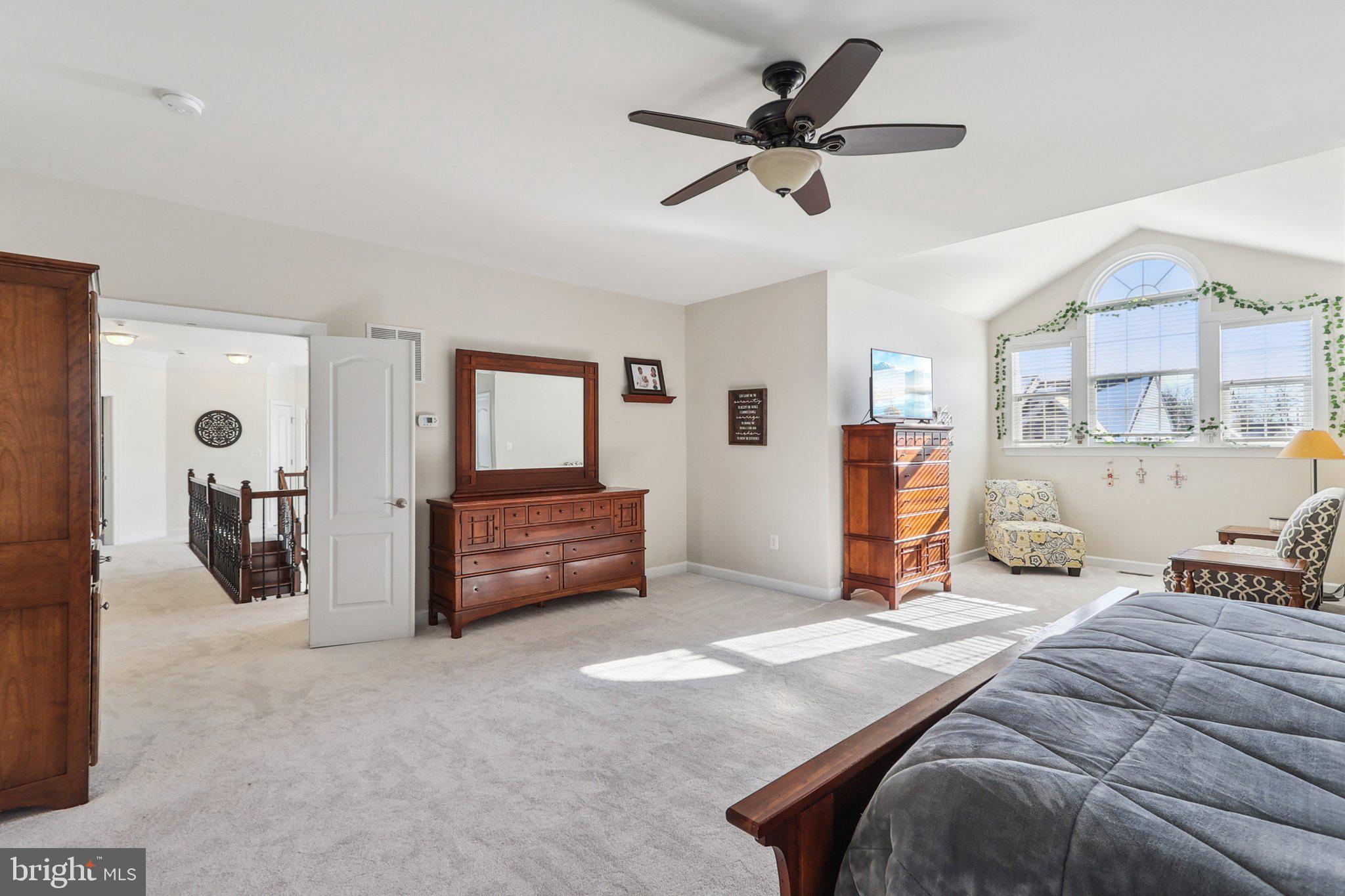 2204 SPIRIT COURT NE