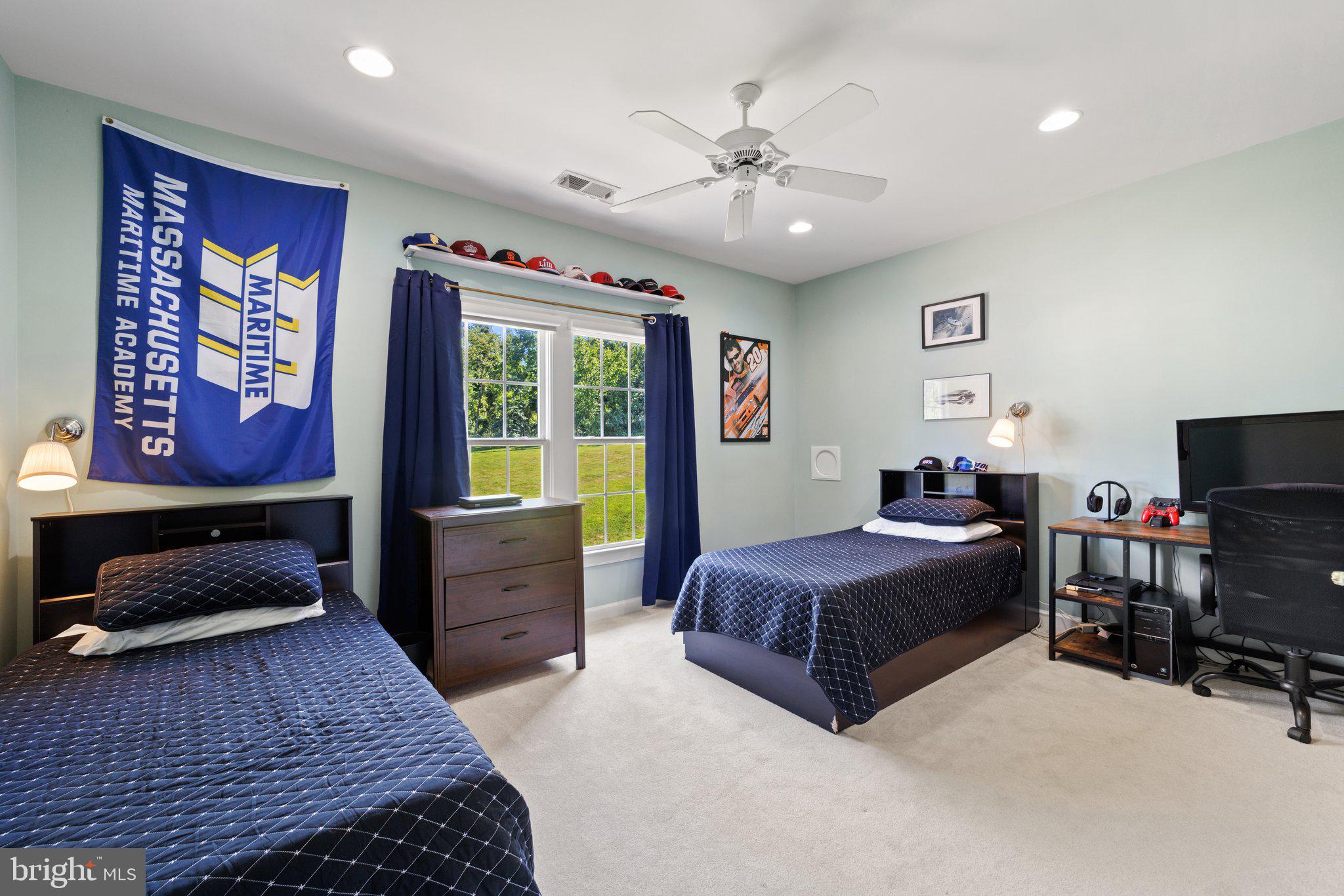 40243 FEATHERBED LANE