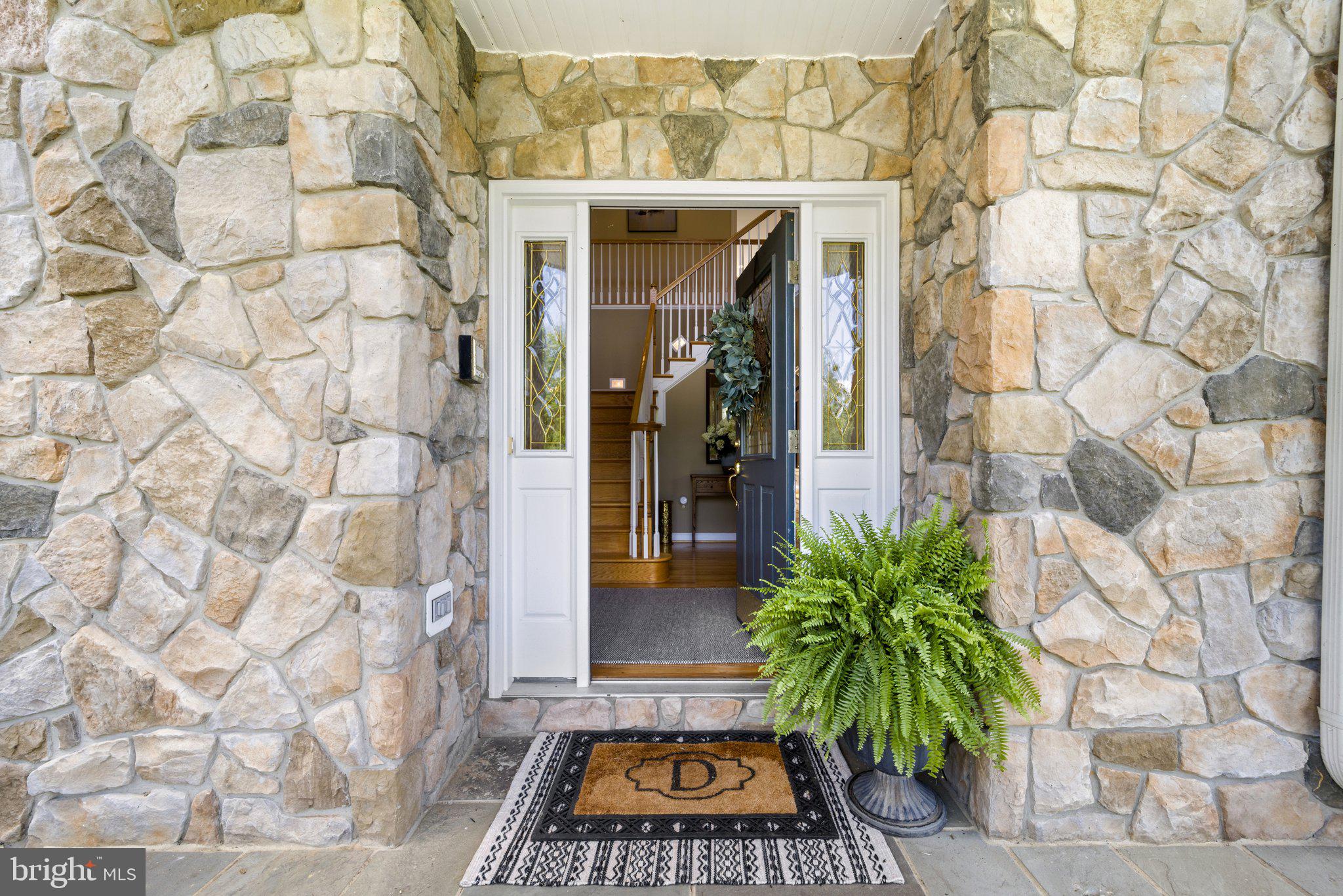 40243 FEATHERBED LANE