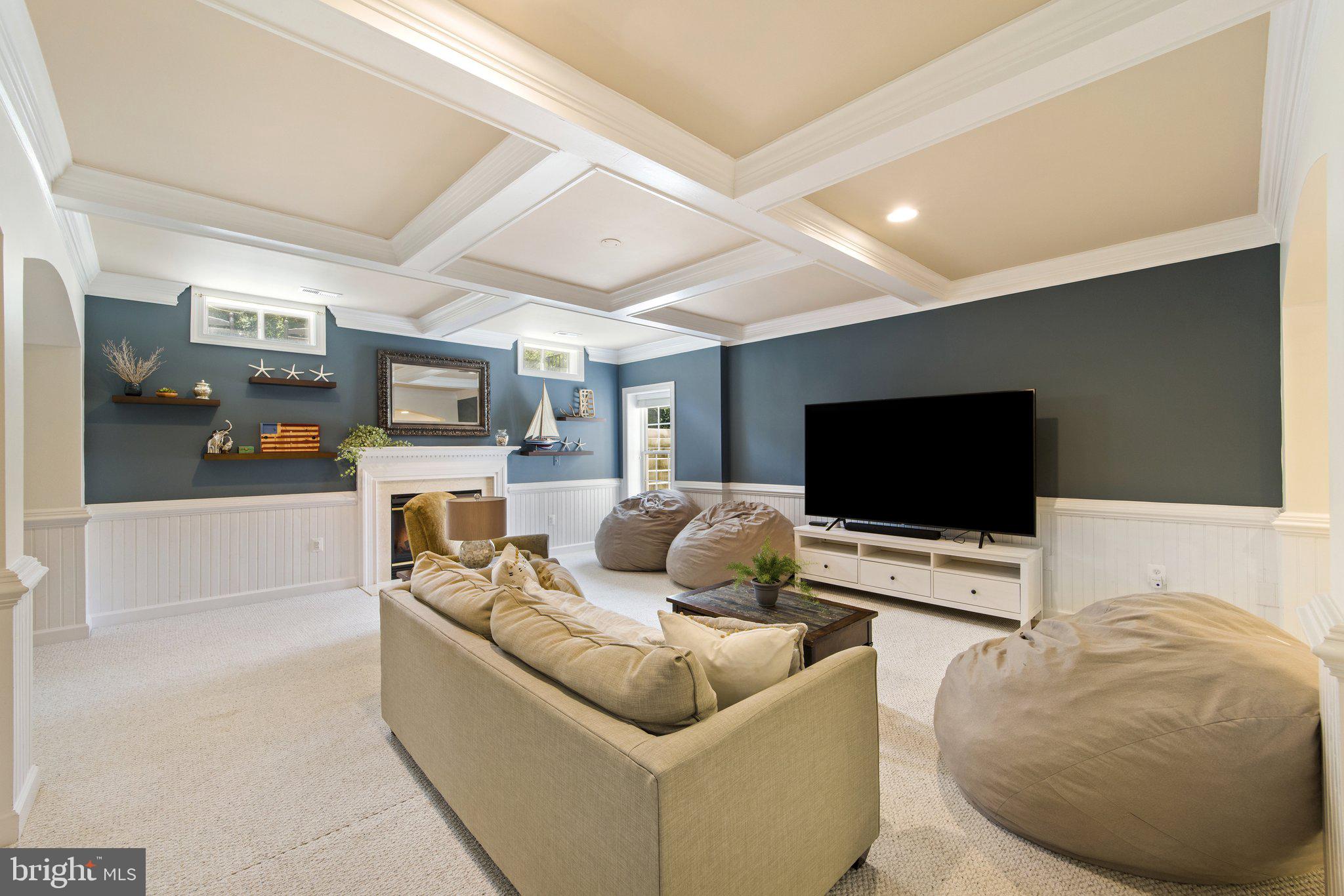 40243 FEATHERBED LANE