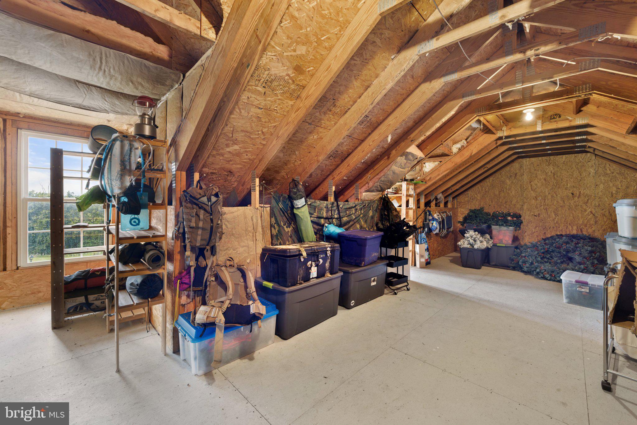 40243 FEATHERBED LANE