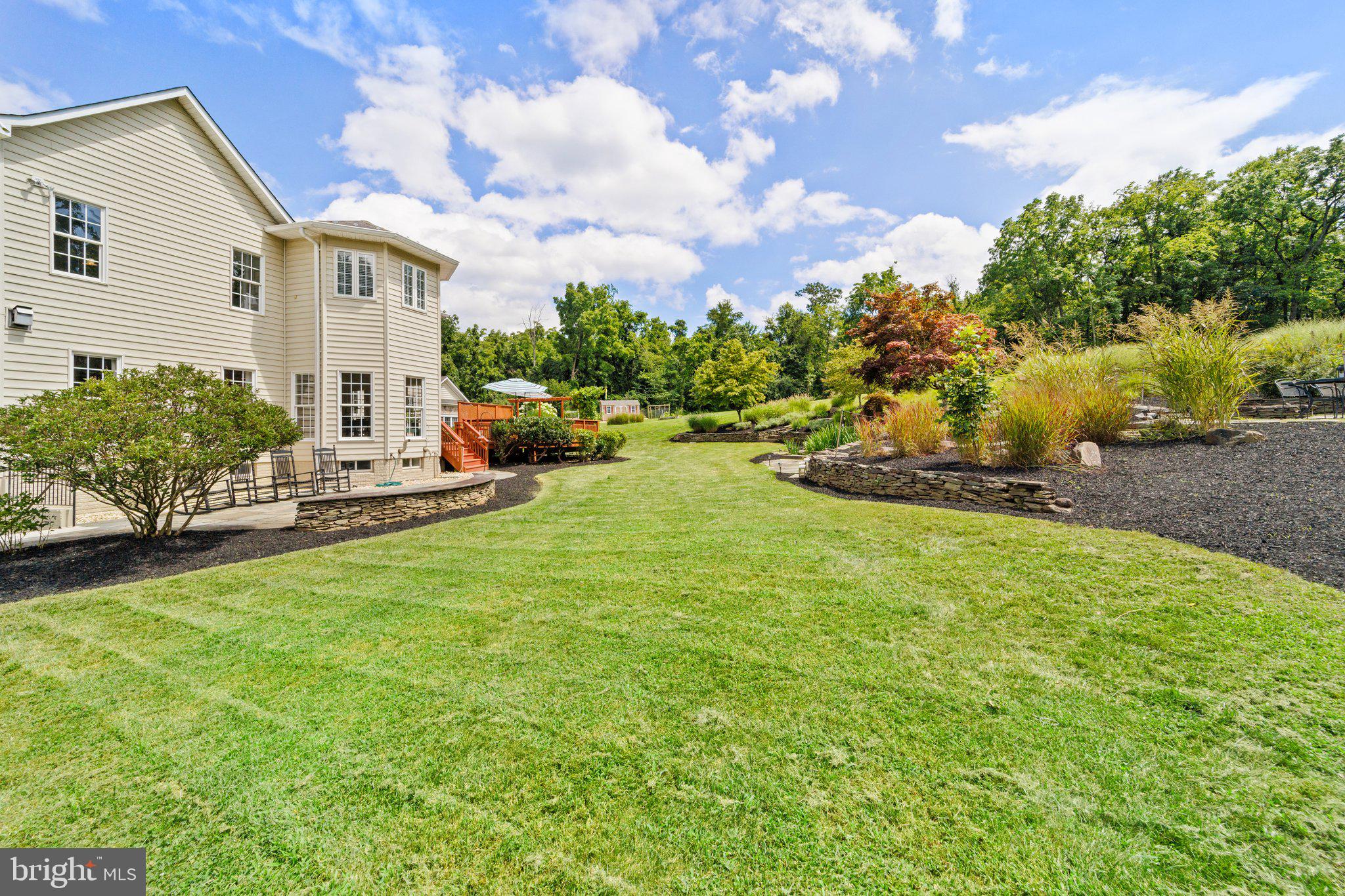 40243 FEATHERBED LANE