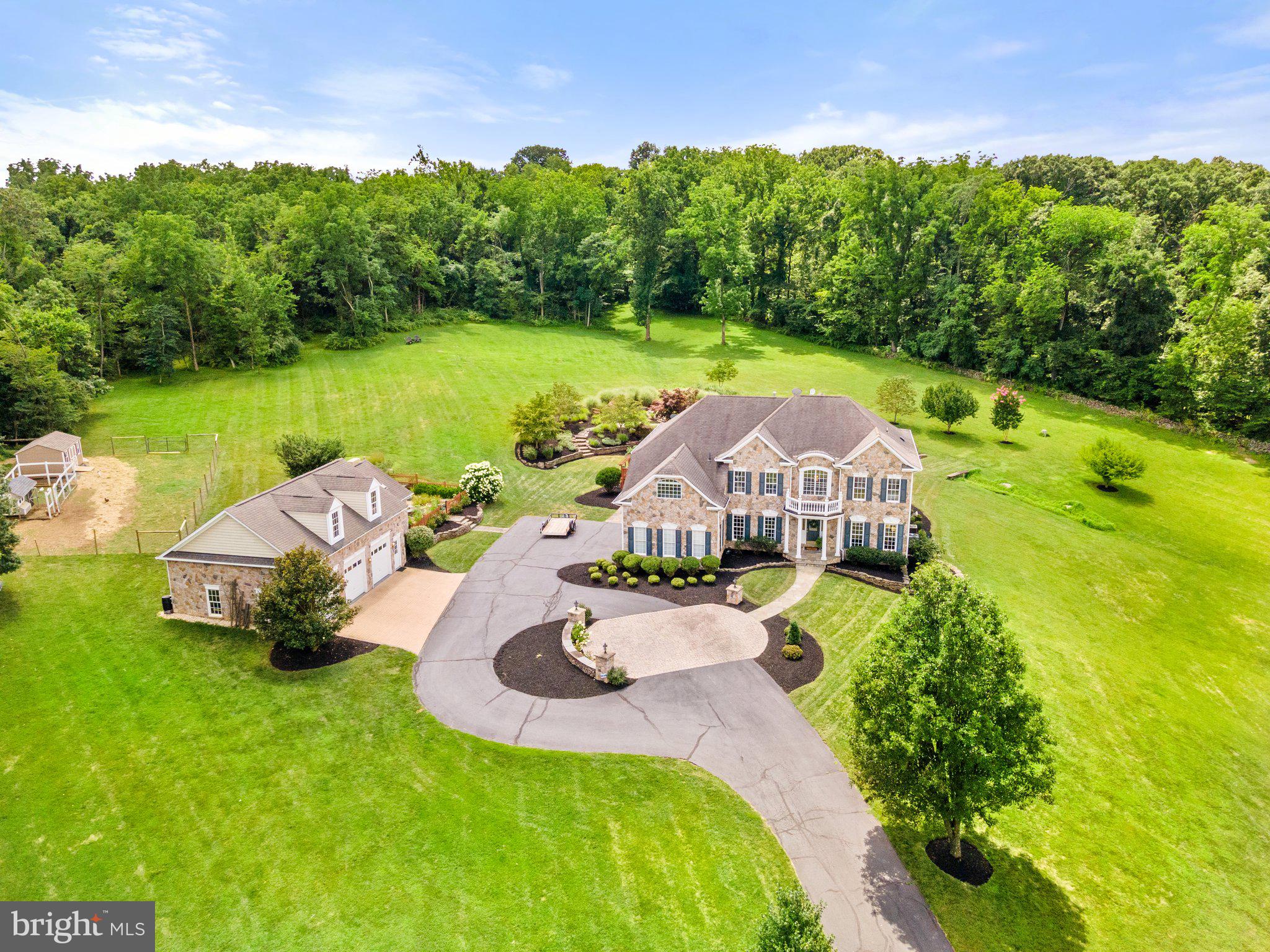 40243 FEATHERBED LANE