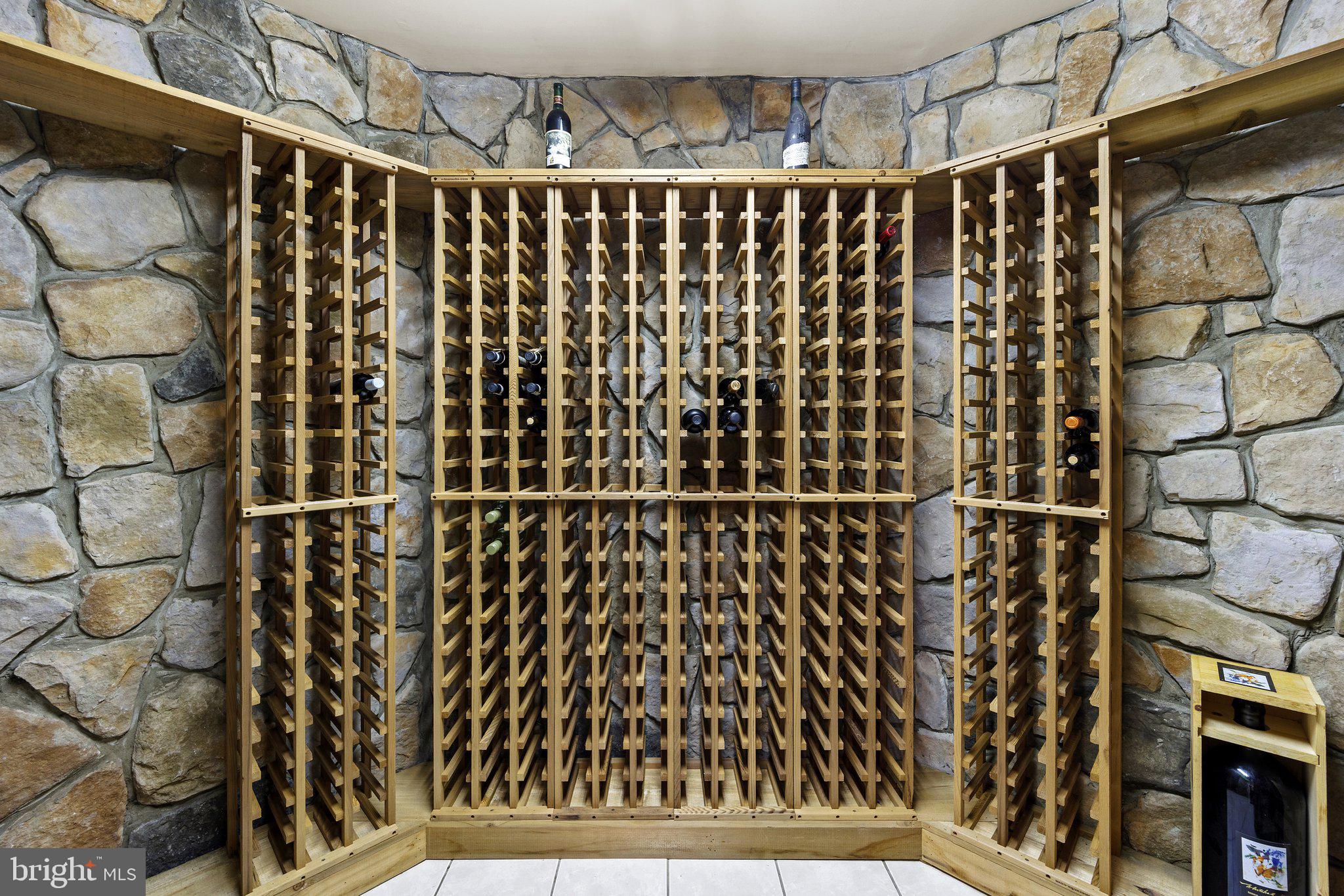 40243 FEATHERBED LANE