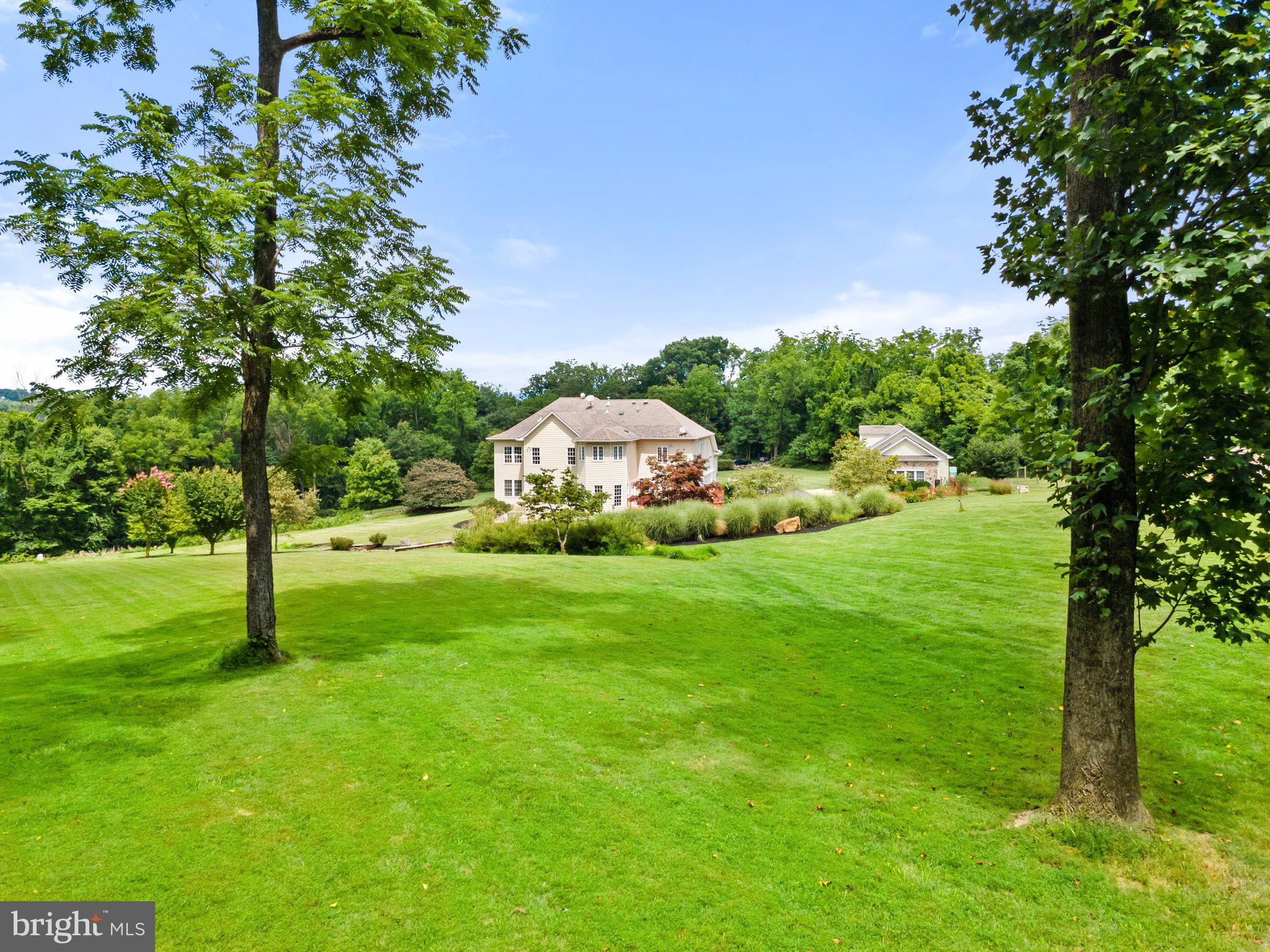 40243 FEATHERBED LANE