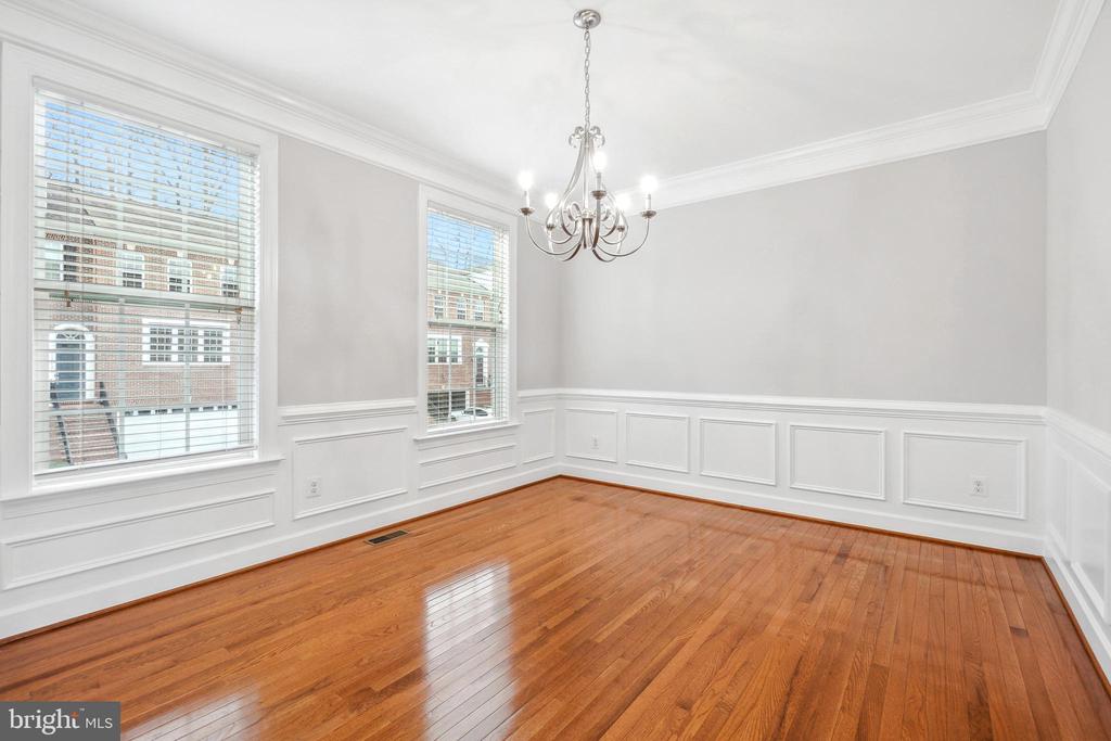 20229 CENTER BROOK SQUARE