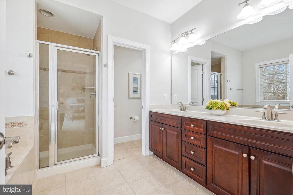 20229 CENTER BROOK SQUARE