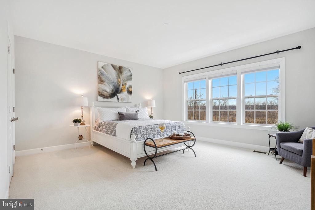 20229 CENTER BROOK SQUARE