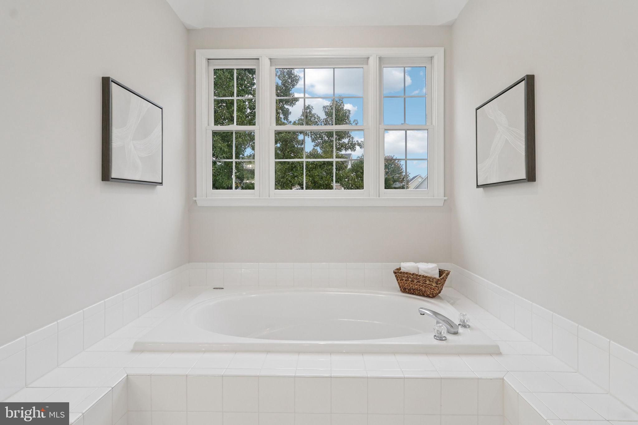 18415 RIM ROCK CIRCLE